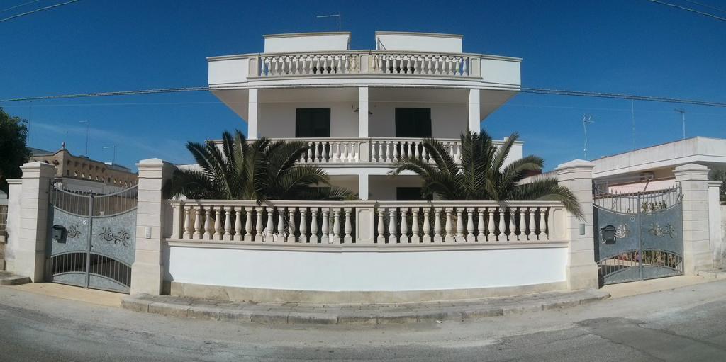 Dimora Liccisa Appartement Torre Lapillo Buitenkant foto